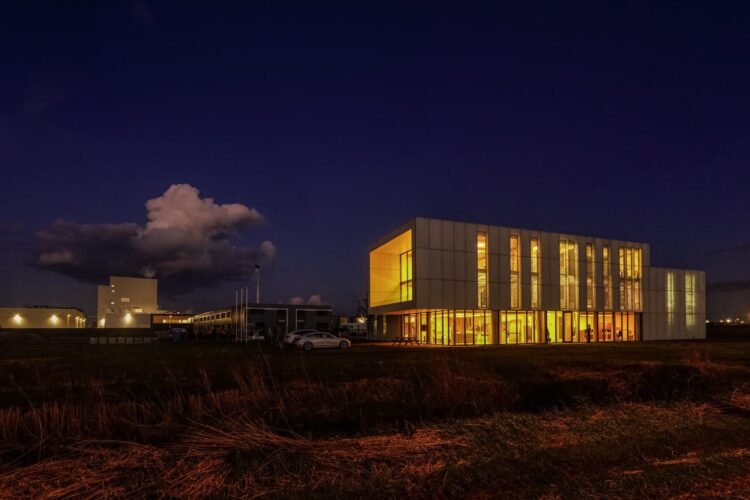 Metadecor Kantoor gevelbekleding