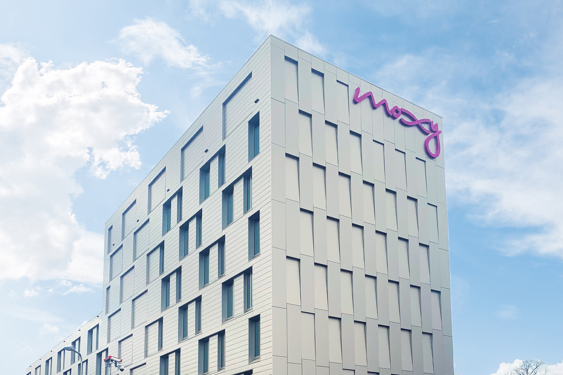 Moxy Hotel Utrecht MD Flack gevelbekleding