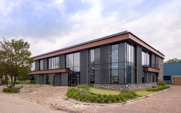 Metadecor-cortenlook-aluminium-gevelpanelen (6) Metadecor-cortenlook-aluminium-gevellamellen