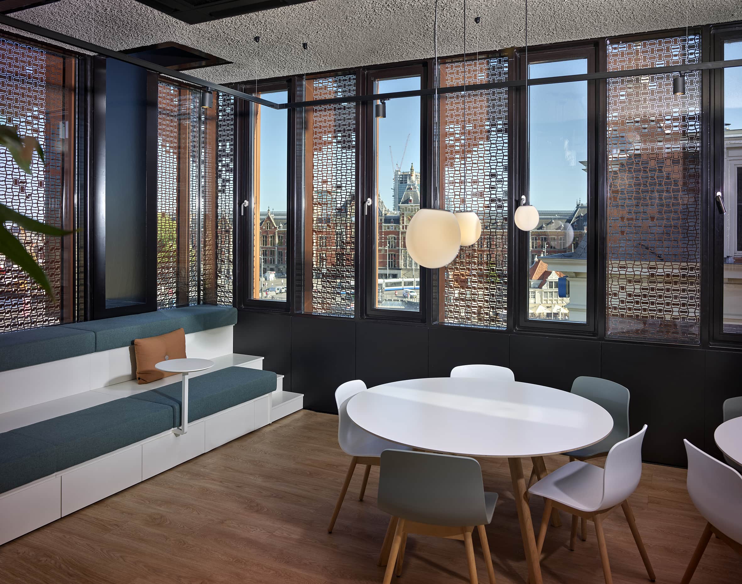 Prins-Hendrikkade-Amsterdam-kantoor-MD-Formatura-Metadecor